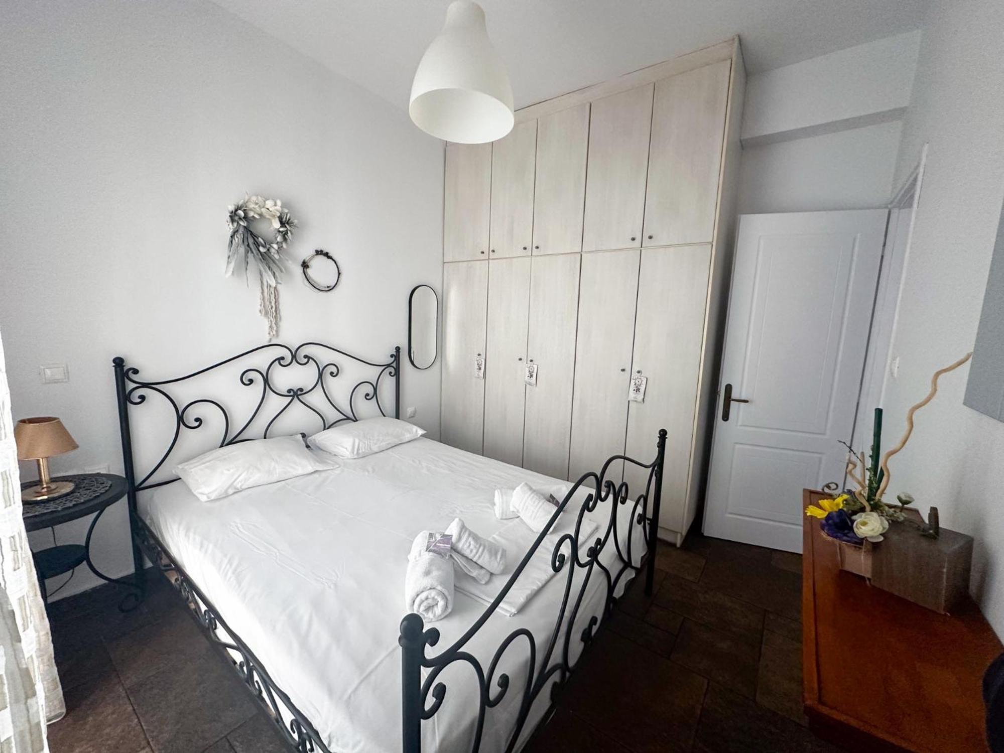 Portolos Apartments - Filiatro Вати Экстерьер фото